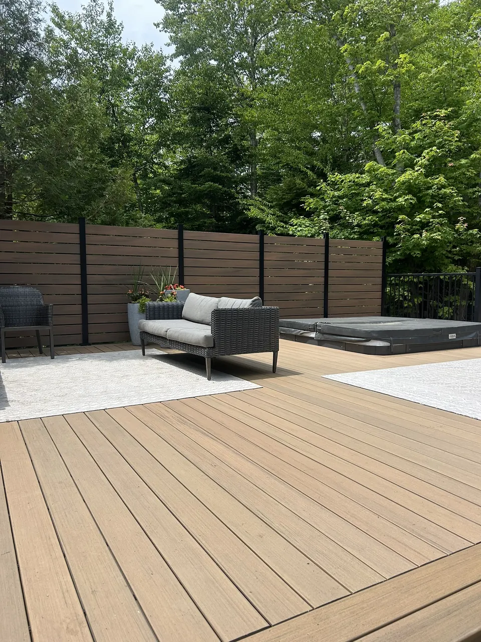 Deck & privacy screen: furnished deck and privacy screen